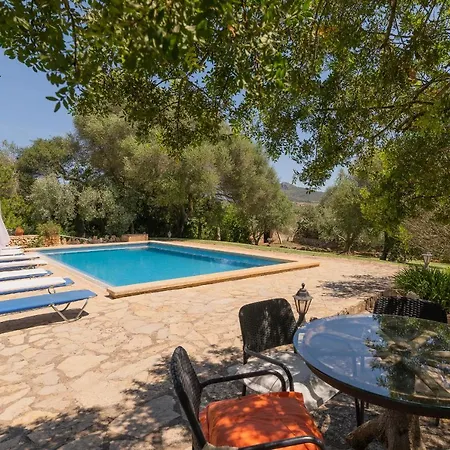 Dom wakacyjny Murtera- Traditional Country Manor House For 9 People 5 Bedrooms And 4 Bathrooms Near Sant Llorenc