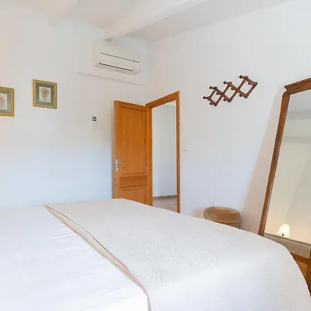 Murtera- Traditional Country Manor House For 9 People 5 Bedrooms And 4 Bathrooms Near Sant Llorenc מנקור